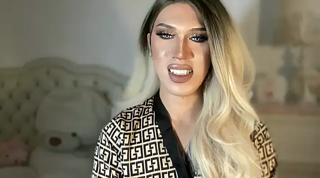 Snapshot of Ts_glamxxxx chatting on 02.28.25 Ts glamxxxx online show from 02.28.25