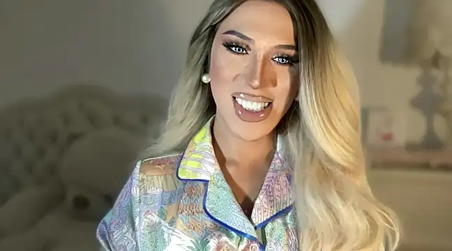 Snapshot of Ts_glamxxxx chatting on 03.12.25 Ts glamxxxx online show from 03.12.25