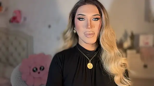 Snapshot of Ts_glamxxxx chatting on 09.12.25 Ts glamxxxx online show from 09.12.25