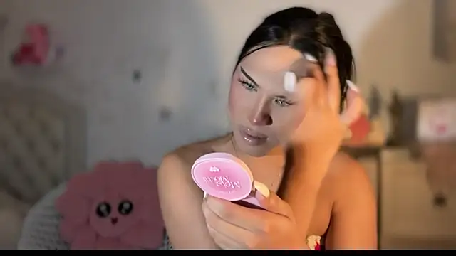 Snapshot of Ts_glamxxxx chatting on 09.14.25 Ts glamxxxx online show from 09.14.25