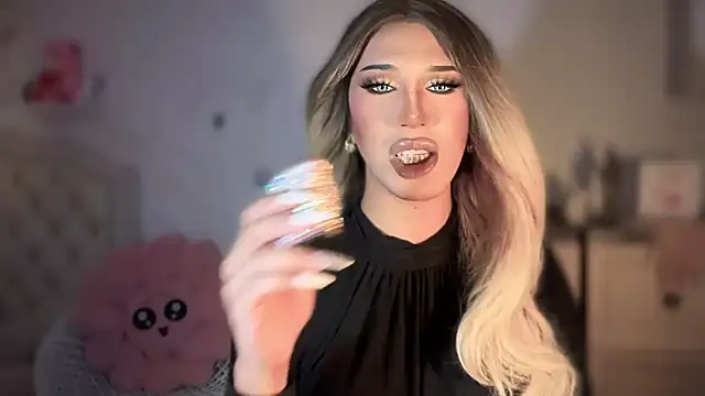 Snapshot of Ts_glamxxxx chatting on 09.19.25 Ts glamxxxx online show from 09.19.25