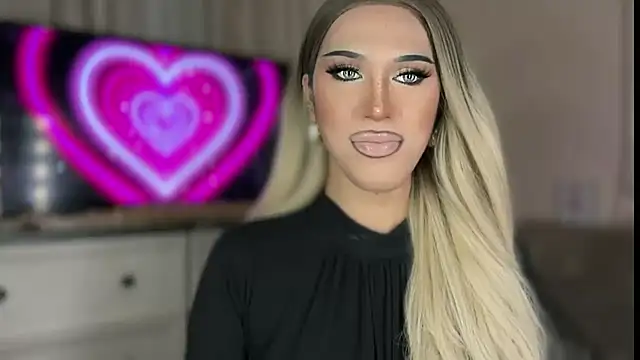 Ts glamxxxx online show from 03.18.26