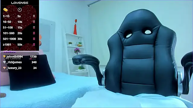 AlessiaMarcu- online show from 03.13.25