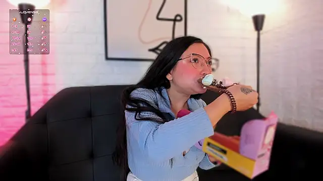 lucy neil online show from 02.14.26