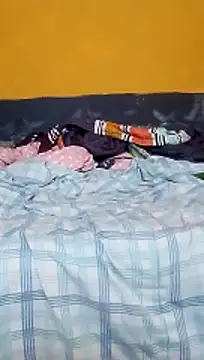 LULE37587001 online show from 02.16.26