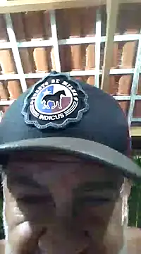 Snapshot of Peludo173317 chatting on 12.18.24 Peludo173317 online show from 12.18.24