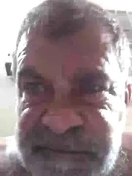 Snapshot of Peludo173317 chatting on 12.22.24 Peludo173317 online show from 12.22.24