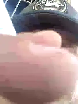 Snapshot of Peludo173317 chatting on 09.21.25 Peludo173317 online show from 09.21.25