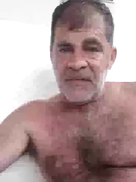 Snapshot of Peludo173317 chatting on 10.20.25 Peludo173317 online show from 10.20.25