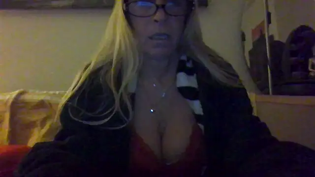 MISSLOTUS75 online show from 12.27.24