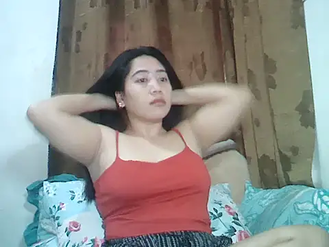 Snapshot of LOVENAYRA1 chatting on 02.08.26 LOVENAYRA1 online show from 02.08.26