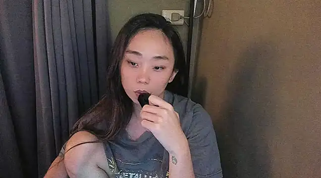 MissAyaCollins online show from 03.18.25