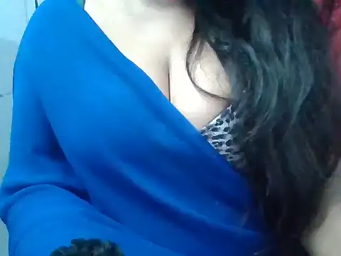 Snapshot of Roopshikha39 chatting on 12.21.24 Roopshikha39 online show from 12.21.24