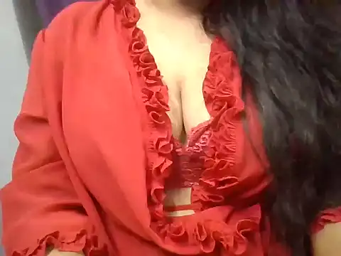 Snapshot of Roopshikha39 chatting on 10.04.25 Roopshikha39 online show from 10.04.25