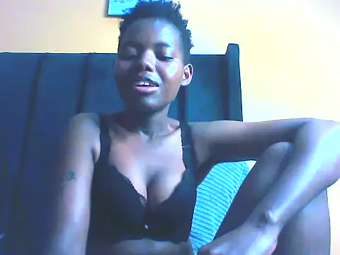 Snapshot of hulkandbarbra chatting on 07.03.26 hulkandbarbra online show from 07.03.26