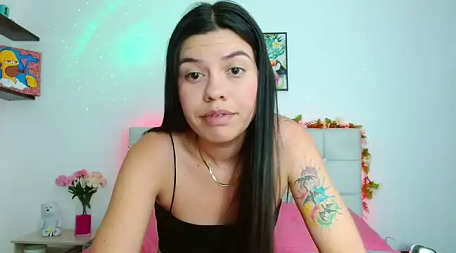 Layla Rachel online show from 12.11.24