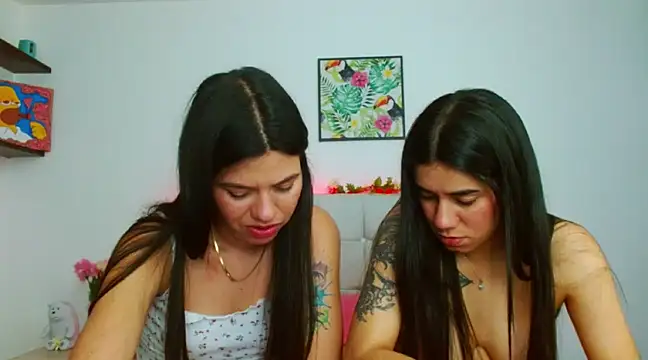 Layla Rachel online show from 12.24.24