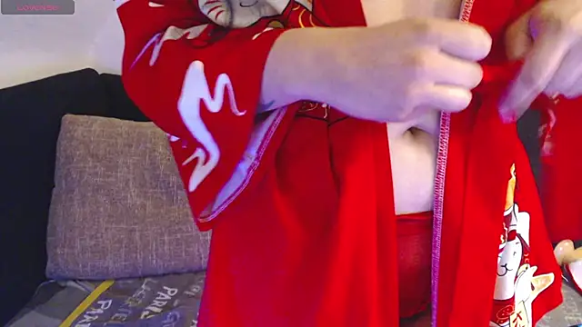 Snapshot of AbsentaVert chatting on 10.25.25 AbsentaVert online show from 10.25.25