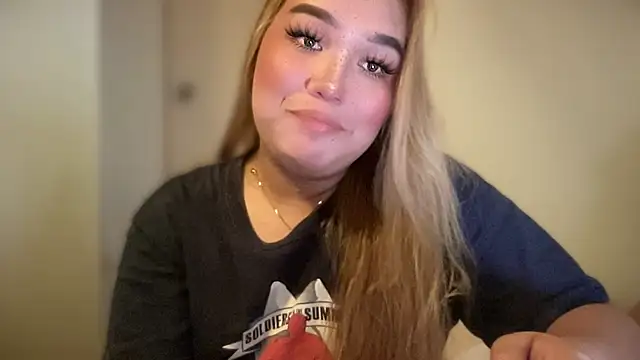 MissCataleyaxxx online show from 10.26.25