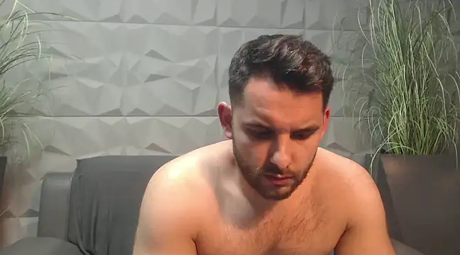 Antoniodiamond online show from 03.10.25