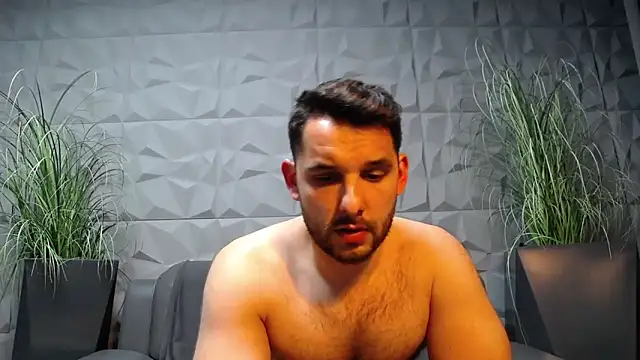 Antoniodiamond online show from 03.14.25