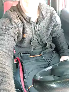 Xcoquinx online show from 02.04.25