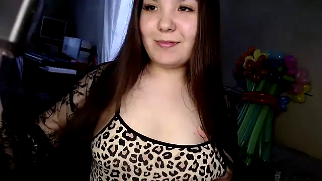 Var Kiss online show from 03.13.25