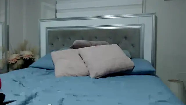 Doll Loren online show from 02.09.25
