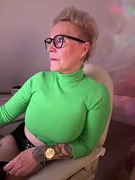 Snapshot of German_Milf chatting on 02.02.26 German Milf online show from 02.02.26