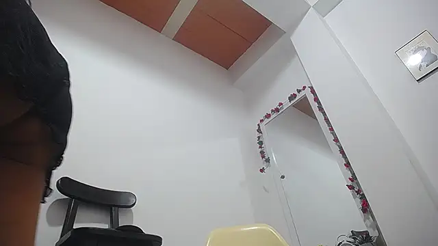 hornywife  online show from 04.08.26