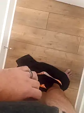 Snapshot of Mark_Dad chatting on 10.24.25 Mark Dad online show from 10.24.25