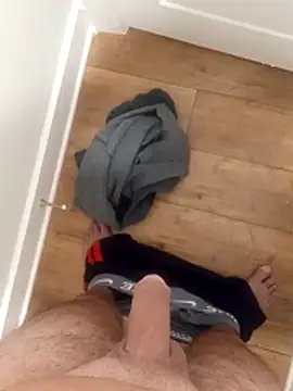 Snapshot of Mark_Dad chatting on 10.30.25 Mark Dad online show from 10.30.25