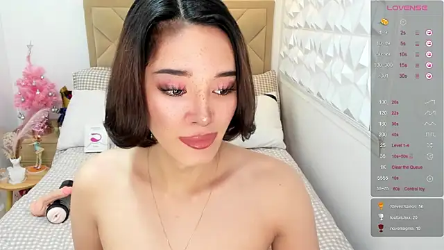 Snapshot of TsHeartXxx chatting on 02.03.26 TsHeartXxx online show from 02.03.26