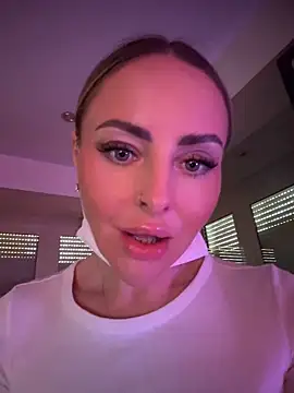 EmaSalis online show from 04.11.26