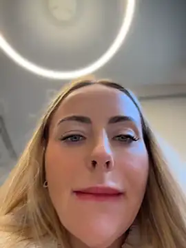 EmaSalis online show from 04.13.26