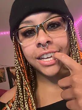 N1NT3NDH03 online show from 02.26.26