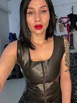 Snapshot of mylatexpleasure chatting on 07.27.26 mylatexpleasure online show from 07.27.26