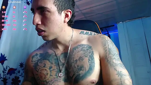 Snapshot of Adam_Hudsond chatting on 03.05.26 Adam Hudsond online show from 03.05.26