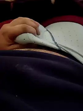 Snapshot of desicockandball chatting on 01.04.25 desicockandball online show from 01.04.25