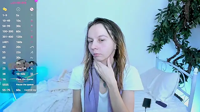 Snapshot of Bell_a_mi_ chatting on 03.25.26 Bell a mi online show from 03.25.26