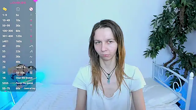 Snapshot of Bell_a_mi_ chatting on 03.26.26 Bell a mi online show from 03.26.26