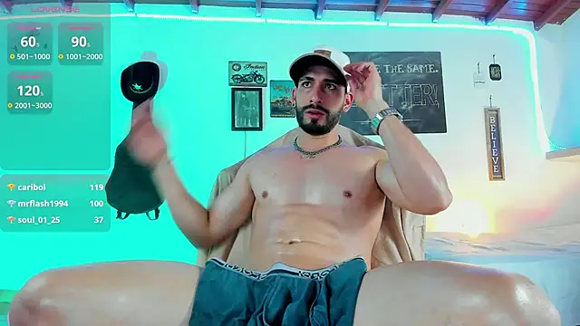 Snapshot of RyanCarter_ chatting on 01.11.25 RyanCarter online show from 01.11.25