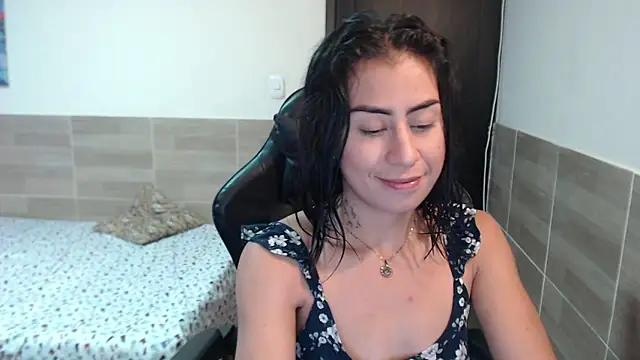 Snapshot of Martina1369 chatting on 01.30.25 Martina1369 online show from 01.30.25