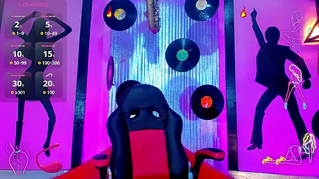 Snapshot of nickyminach_ chatting on 10.14.25 nickyminach online show from 10.14.25