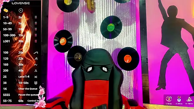 Snapshot of nickyminach_ chatting on 10.17.25 nickyminach online show from 10.17.25