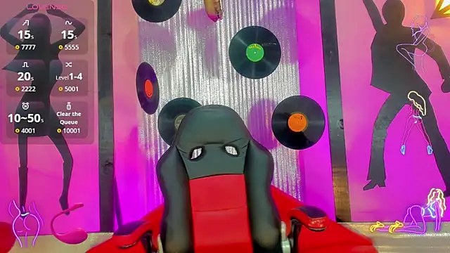 Snapshot of nickyminach_ chatting on 11.15.25 nickyminach online show from 11.15.25