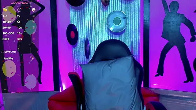 Snapshot of nickyminach_ chatting on 02.19.26 nickyminach online show from 02.19.26