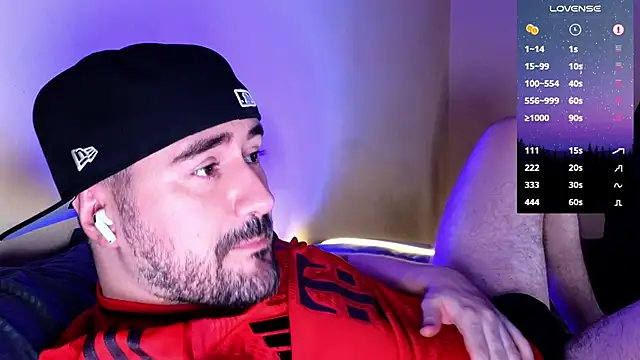 Snapshot of DominantTheo chatting on 02.09.25 DominantTheo online show from 02.09.25