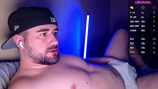DominantTheo online show from 07.07.26