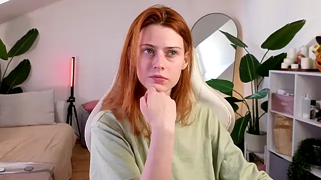 doll lesli online show from 10.24.25